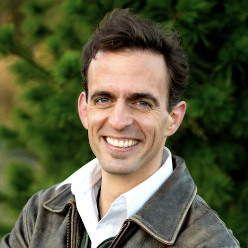 Headshot of Christoph Nolte